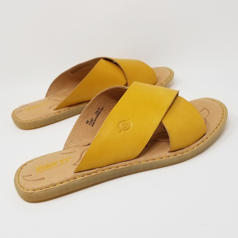 New Yellow sandals by Born, size 9M